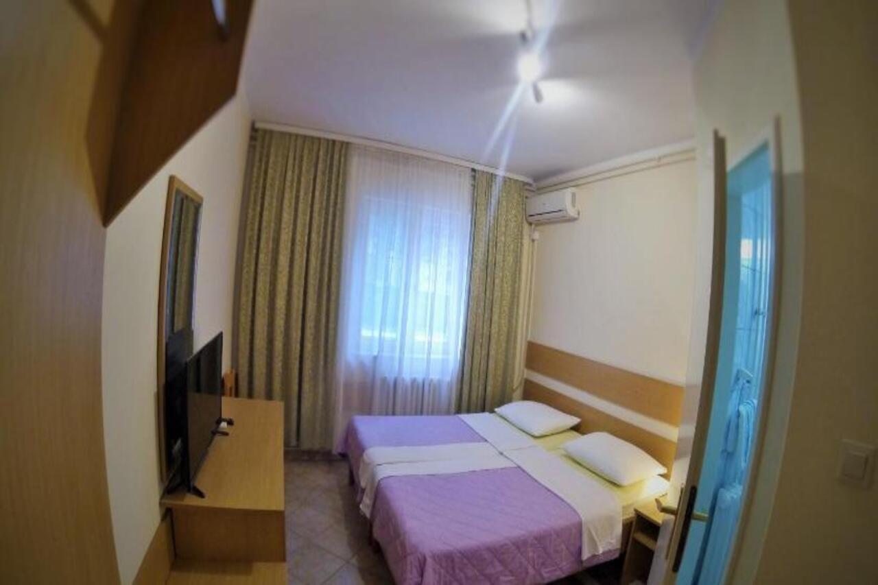 B&B Villa Evandjelina Sremska Kamenica Exteriör bild