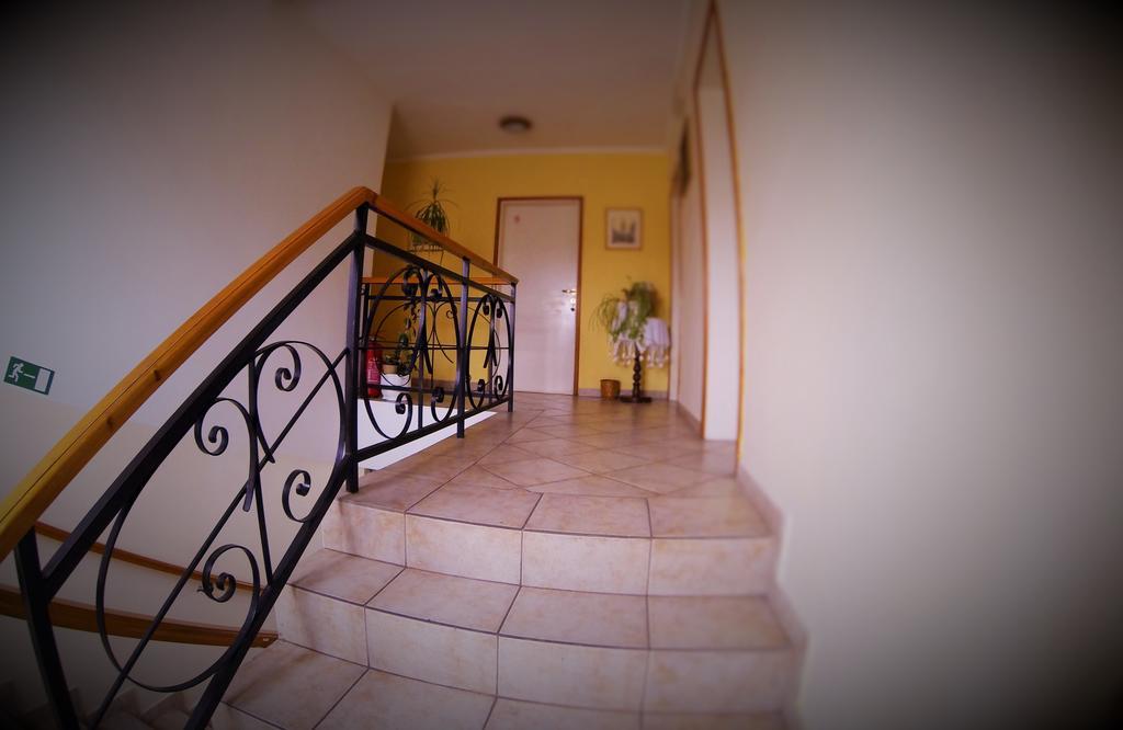 B&B Villa Evandjelina Sremska Kamenica Exteriör bild
